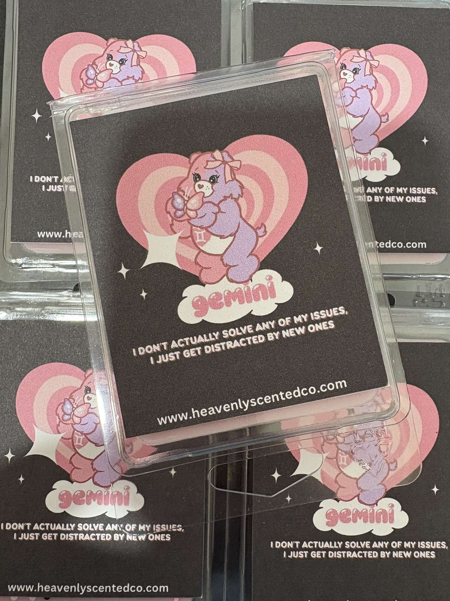 Gemini clam shell wax melt