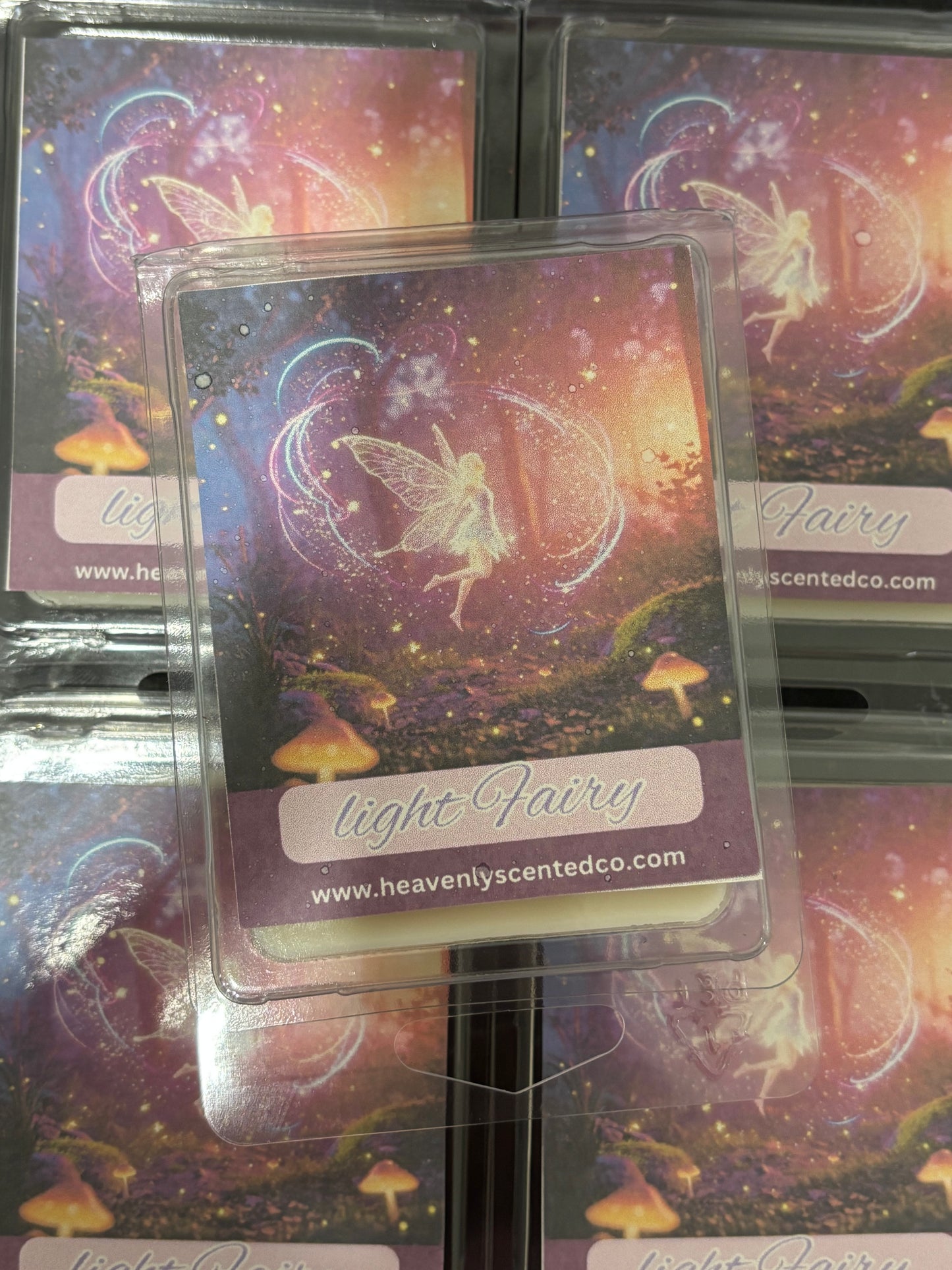 Light fairy clam shell wax melts