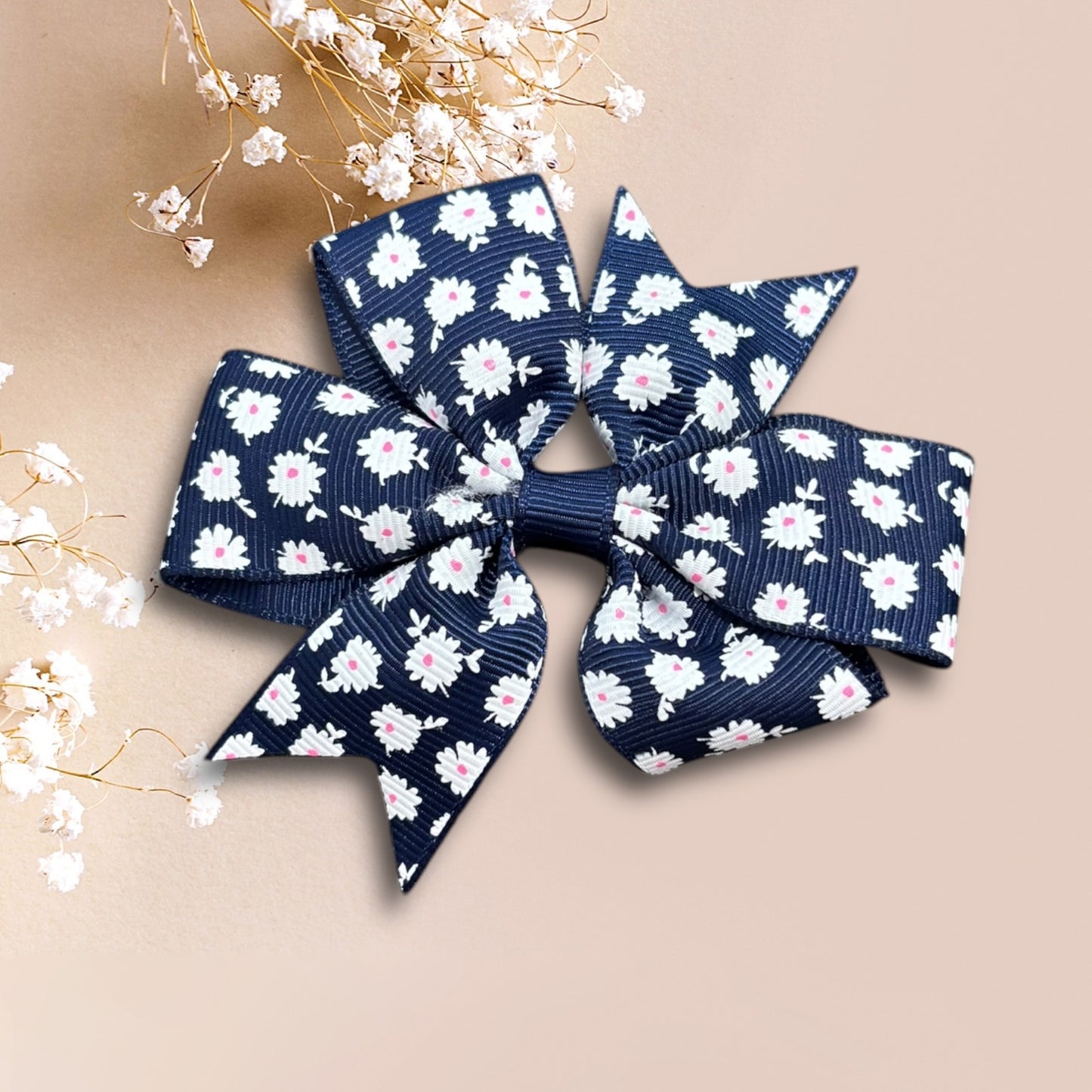 Ribbon style bow