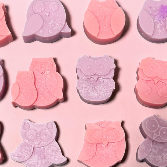 Owl shaped wax melt