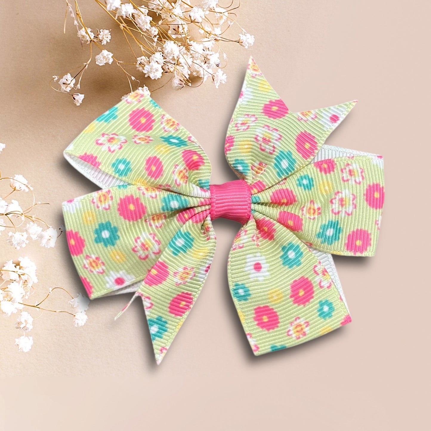 Ribbon style bow