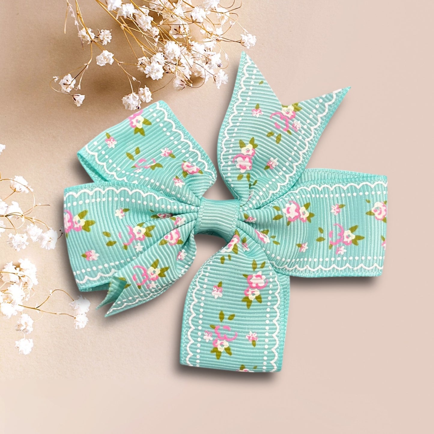 Ribbon style bow