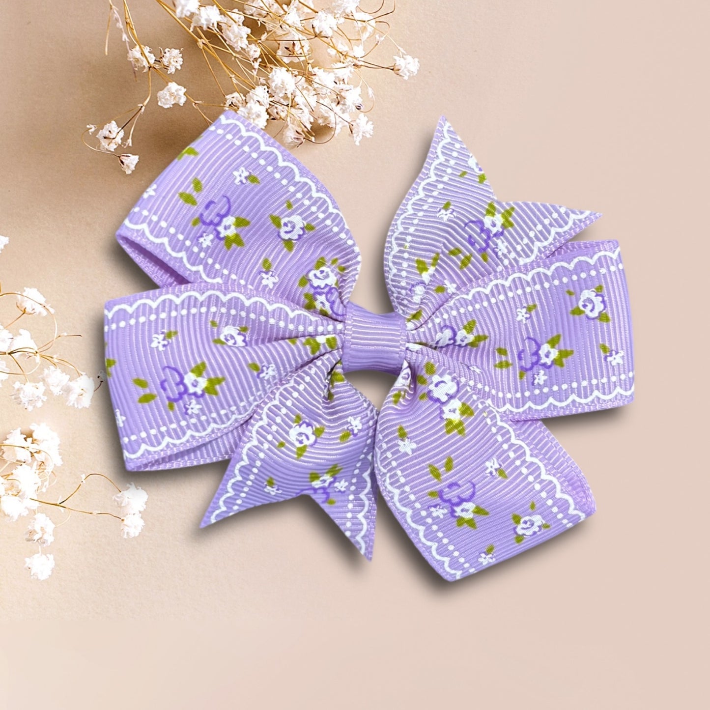 Ribbon style bow